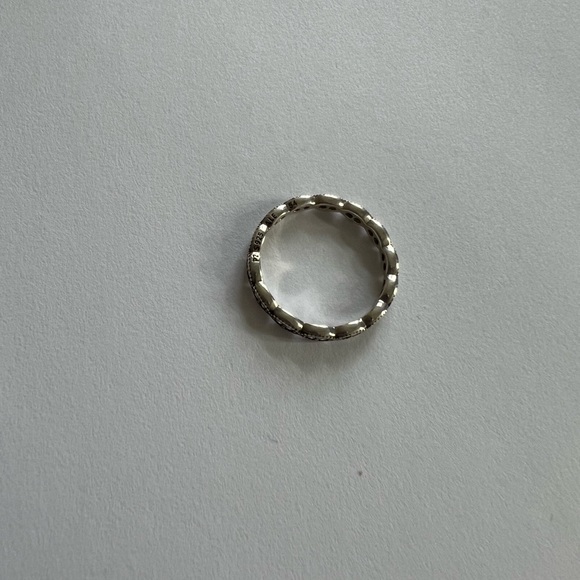 Pandora Sparkling Leaves Stackable Ring - Picture 11 of 11